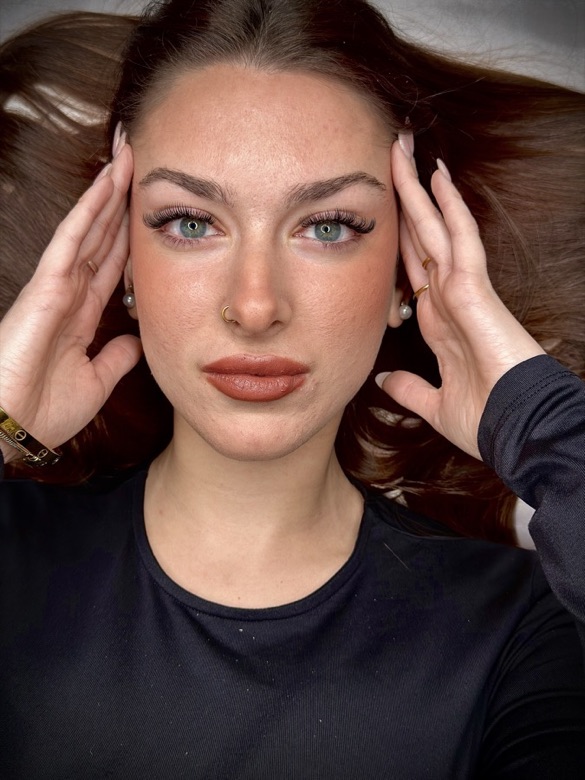 Resultado de pestañas y microblading