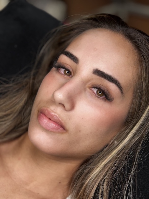 Resultado de pestañas y cejas